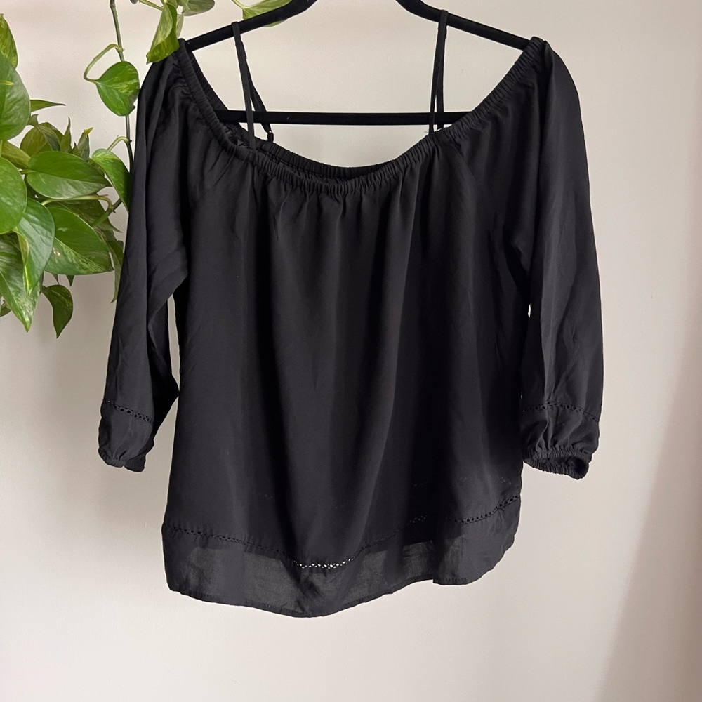 Old Navy Black Off-Shoulder Blouse